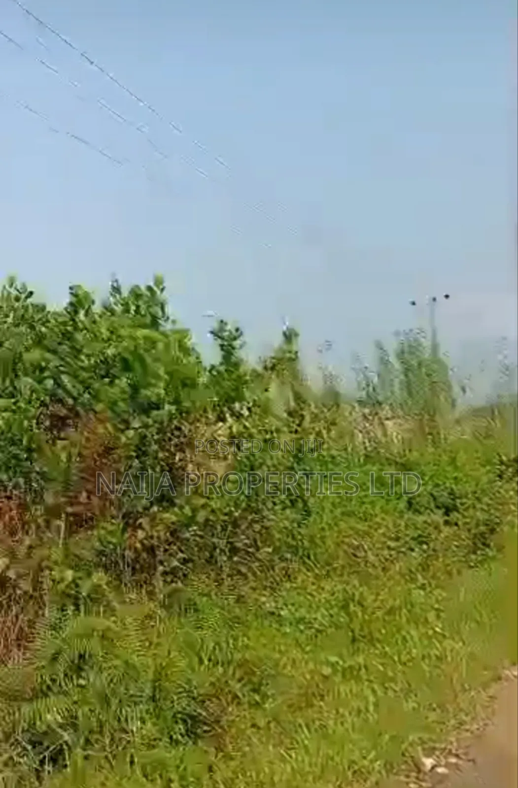 30 Plots of Land by the Express Way at Uba Pharmacy, Awoyaya for Sale