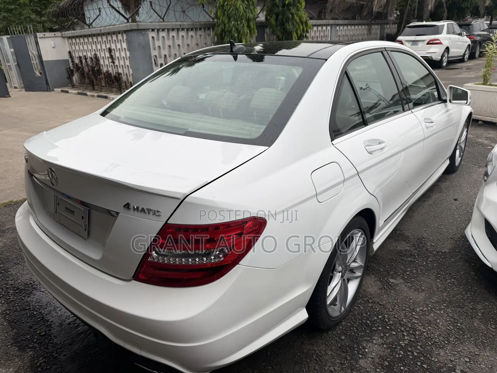 Mercedes-Benz C300 Luxury 4Matic Sedan AWD (3.5L 6cyl 7A) 2014 White