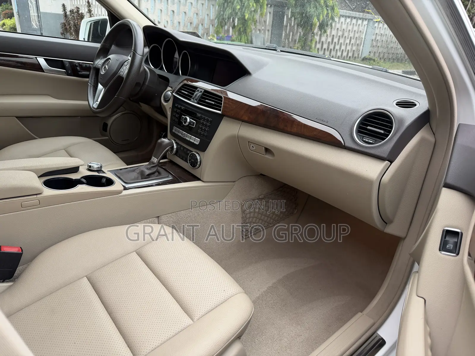 Mercedes-Benz C300 Luxury 4Matic Sedan AWD (3.5L 6cyl 7A) 2014 White