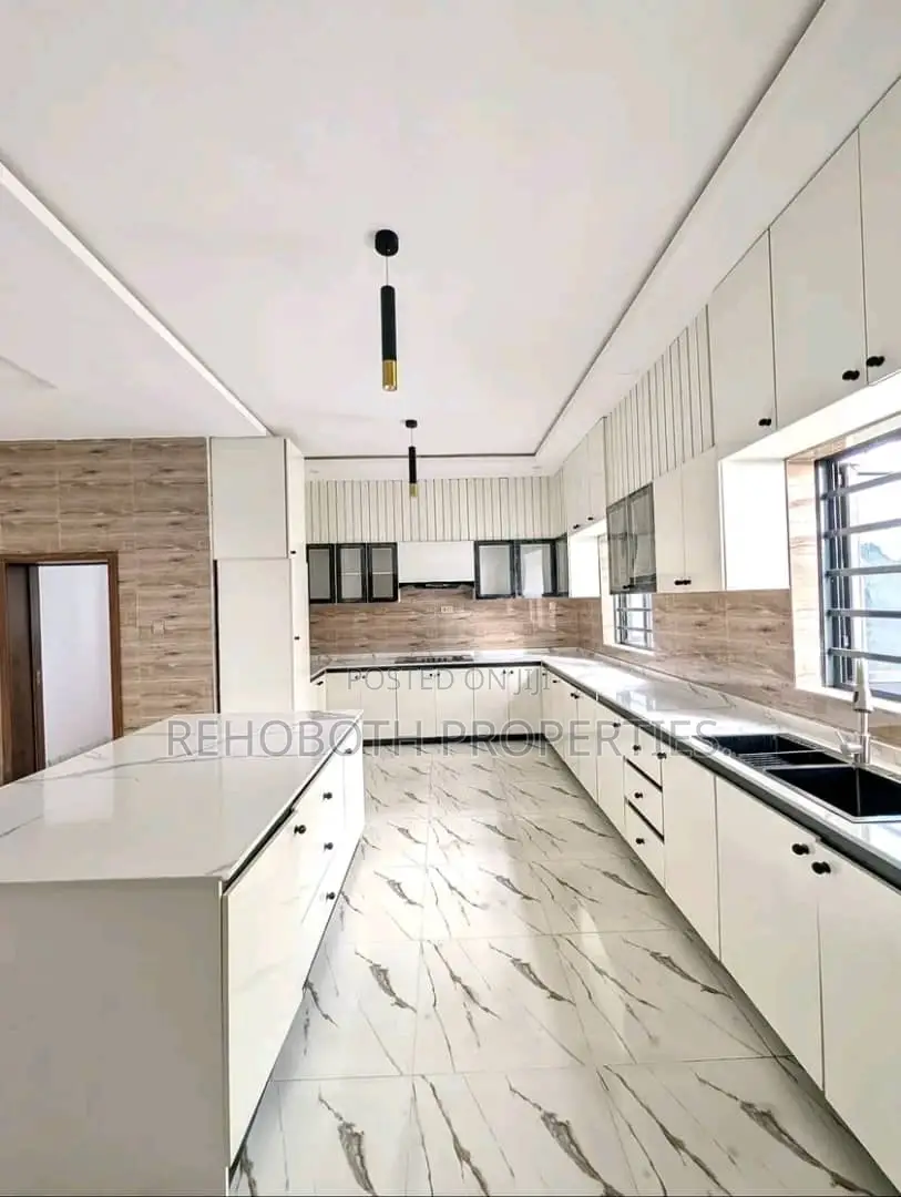 4bdrm Duplex in Chief Lateef Oyelade, Rind Road for sale