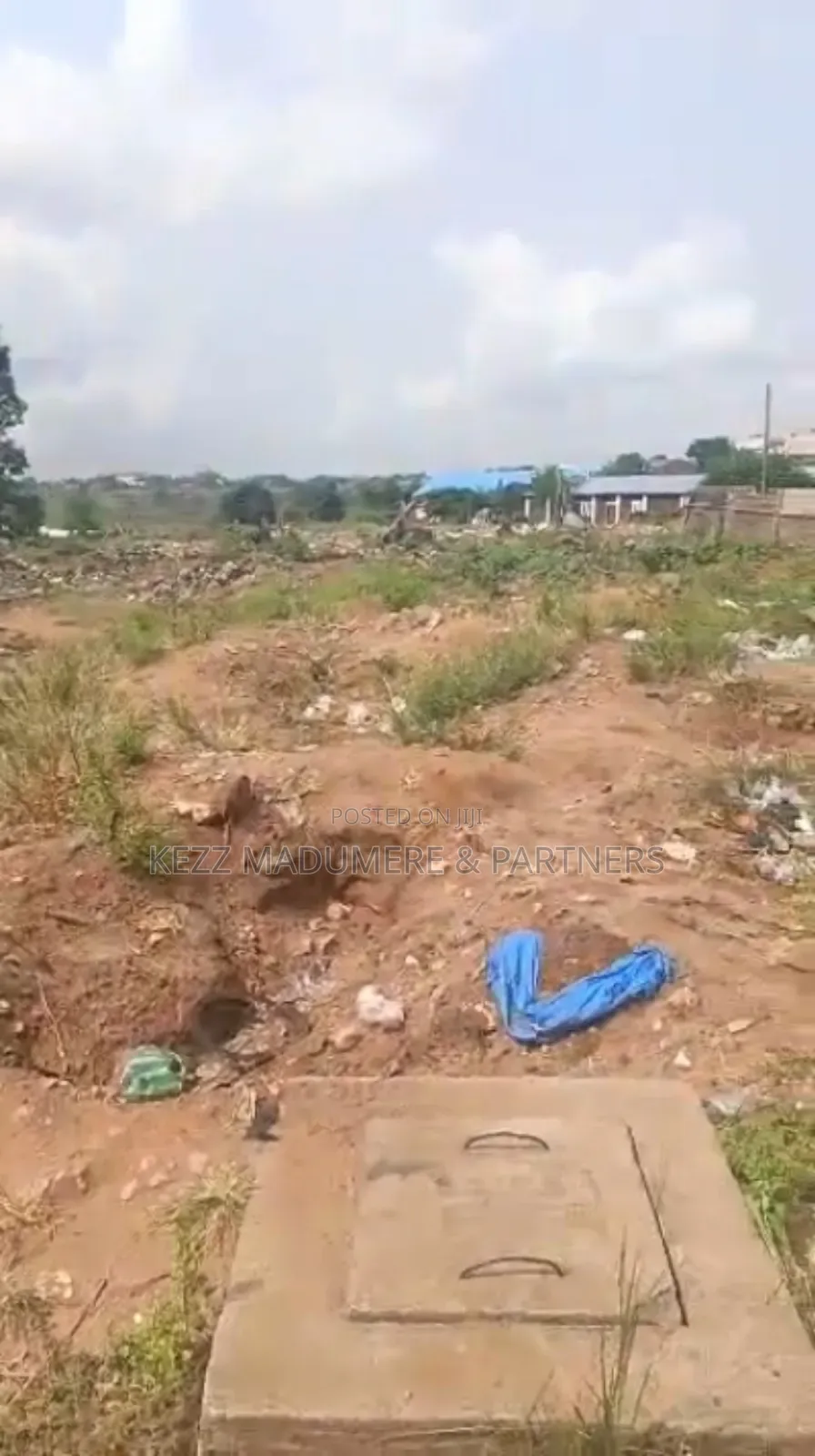 For Sale : 530 SQMTRS Behind Conoil at Wethral, Owerri