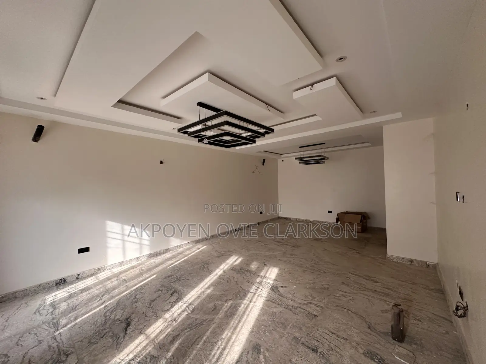 5bdrm Duplex in Mabushi for sale