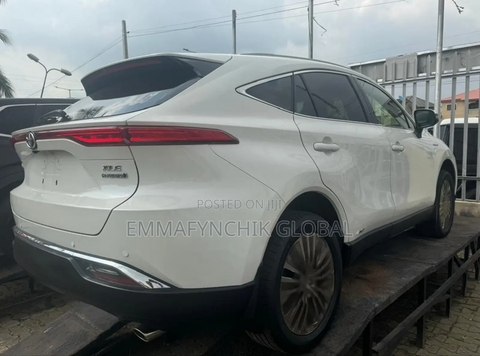Toyota Venza XLE AWD 2023 White