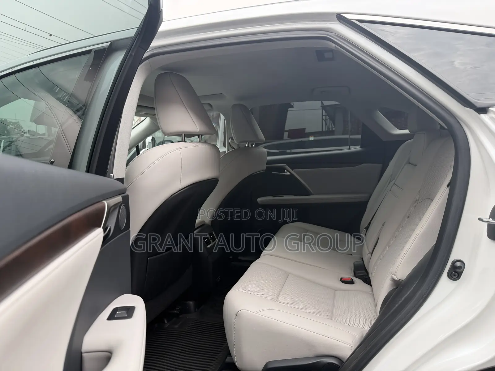 Lexus RX 2022 White