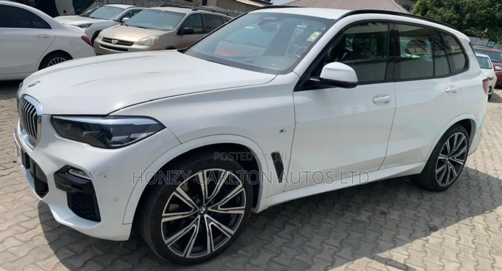 BMW X5 xDrive50i AWD 2019 White