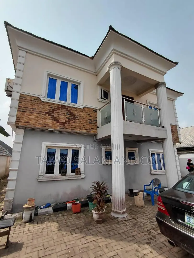 4bdrm Duplex in Akala Express for sale