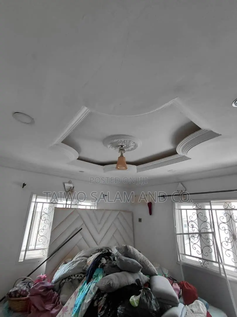 4bdrm Duplex in Akala Express for sale