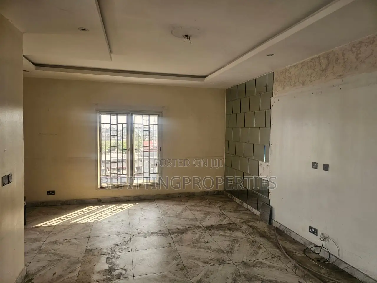 3bdrm Block of Flats in Lekki for sale