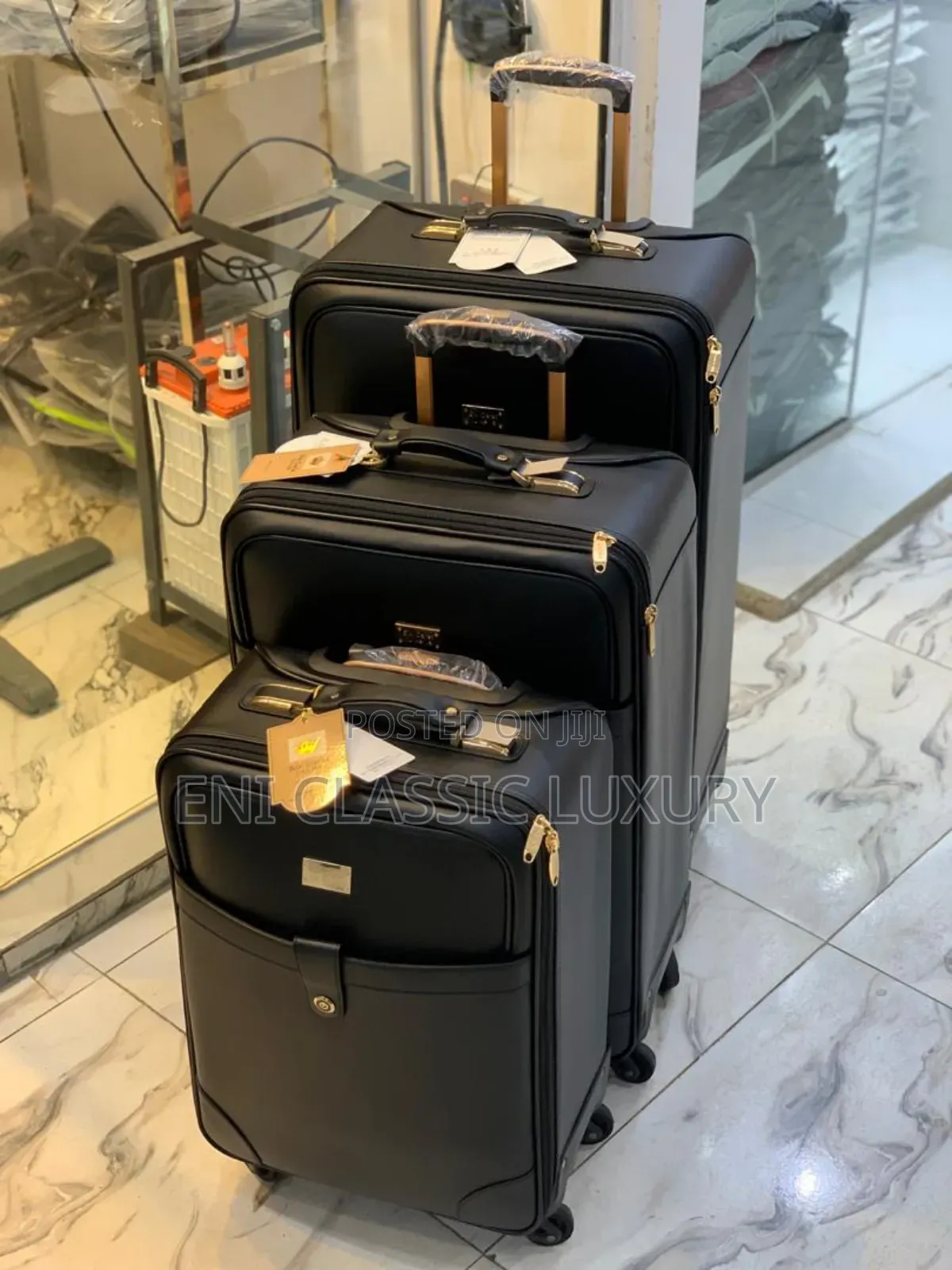 High Quality Luxury Travel Boxes Available In Store Well Banded