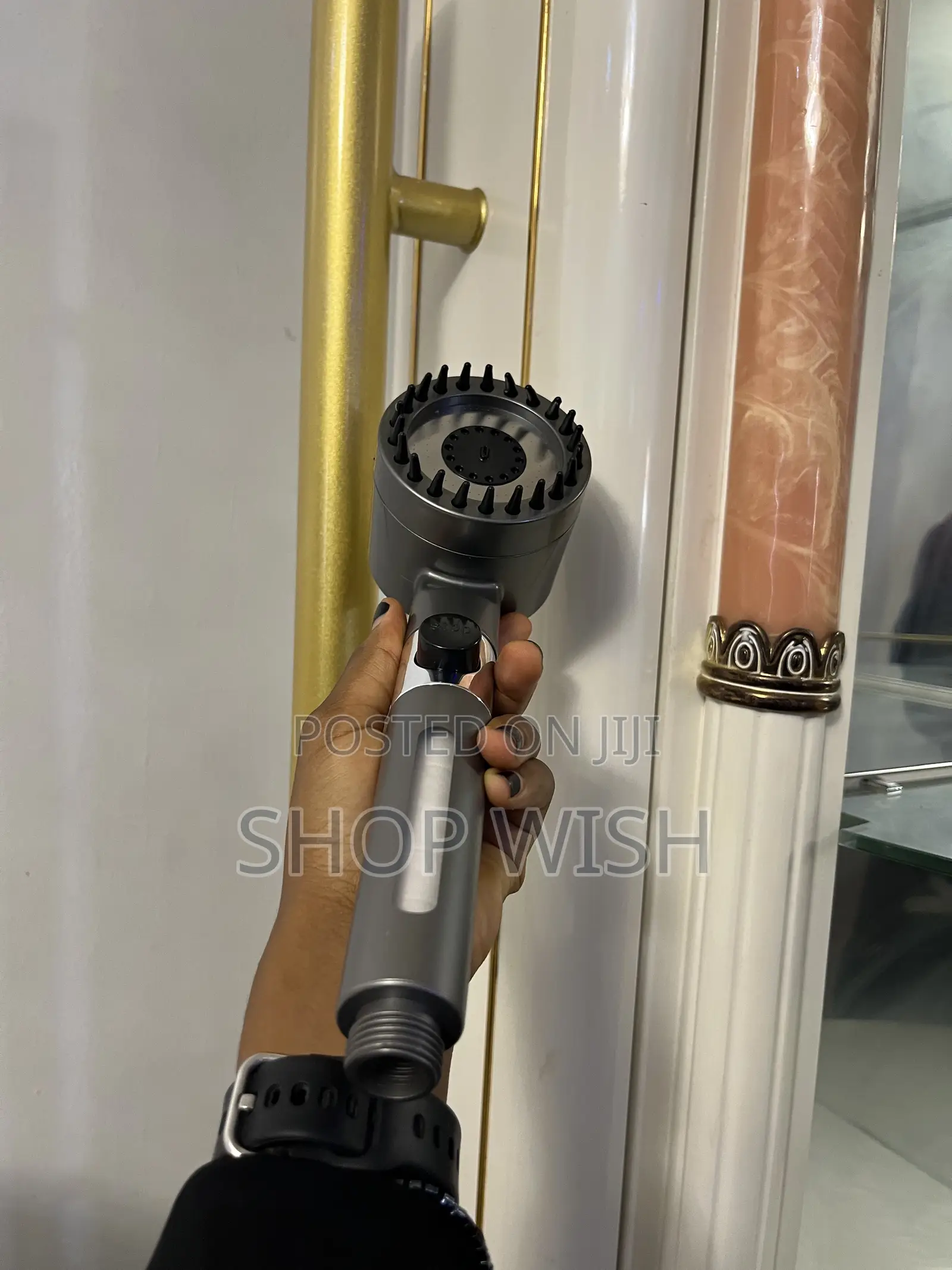 Shower Head Filter With Neat Water and Strong Water Pressure