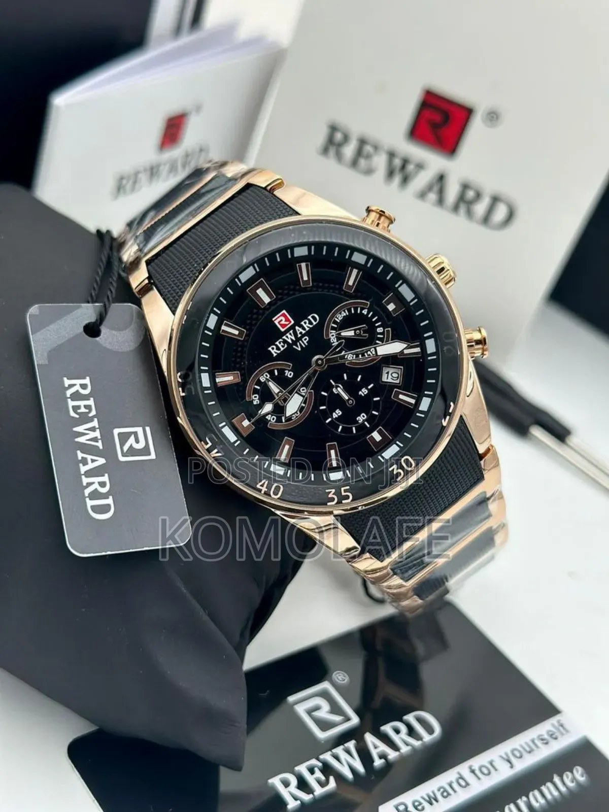Round Chrono Reward