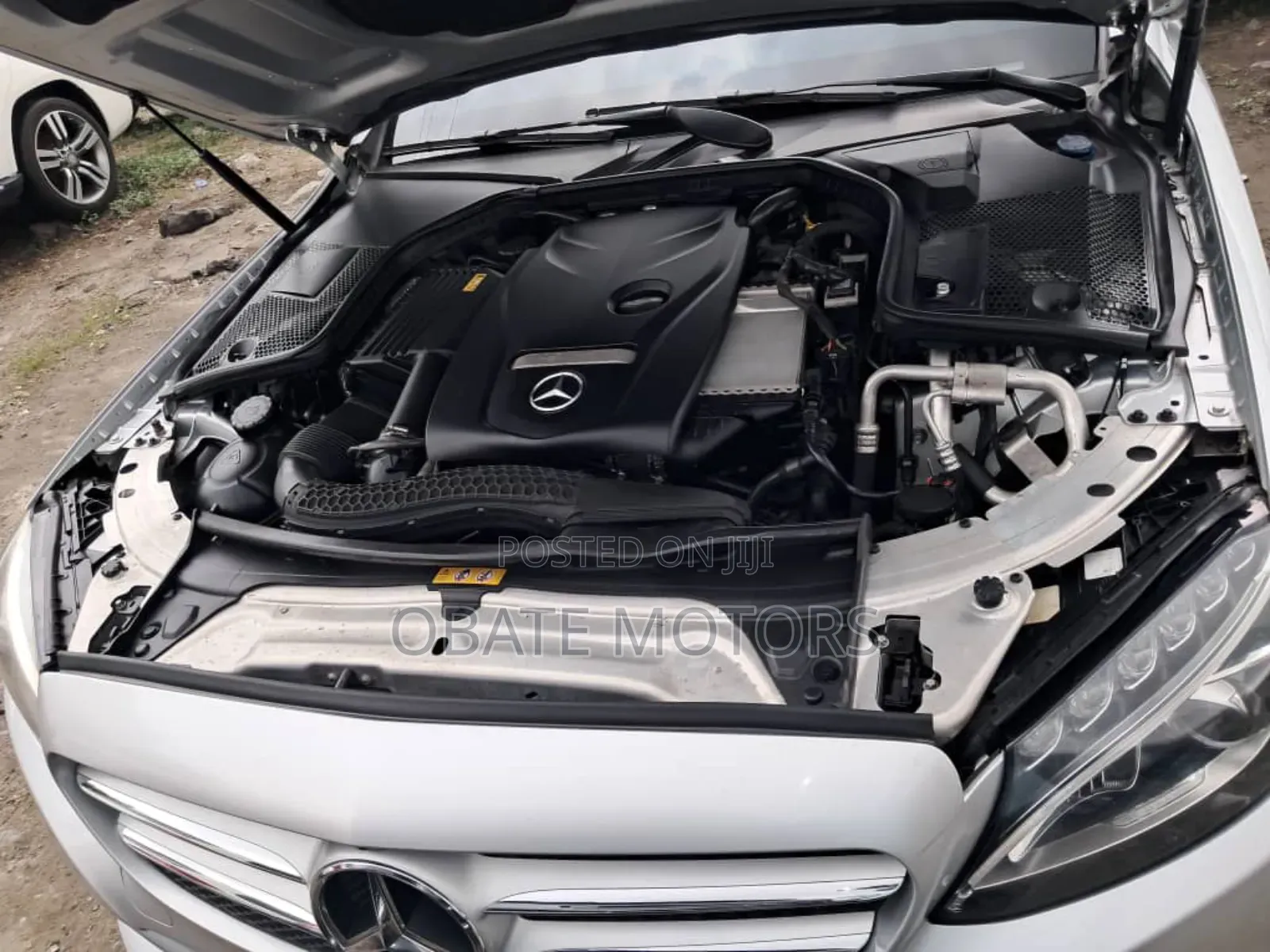 Mercedes-Benz C300 Sport 4Matic Sedan AWD (2.0L 4cyl 7A) 2017 Silver