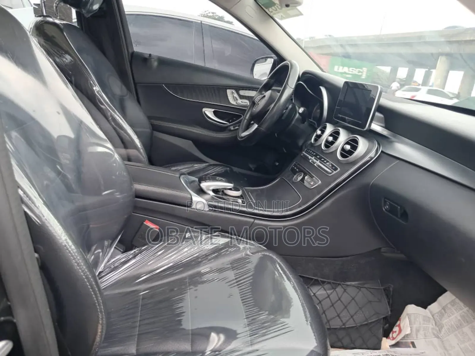 Mercedes-Benz C300 Sport 4Matic Sedan AWD (2.0L 4cyl 7A) 2017 Black