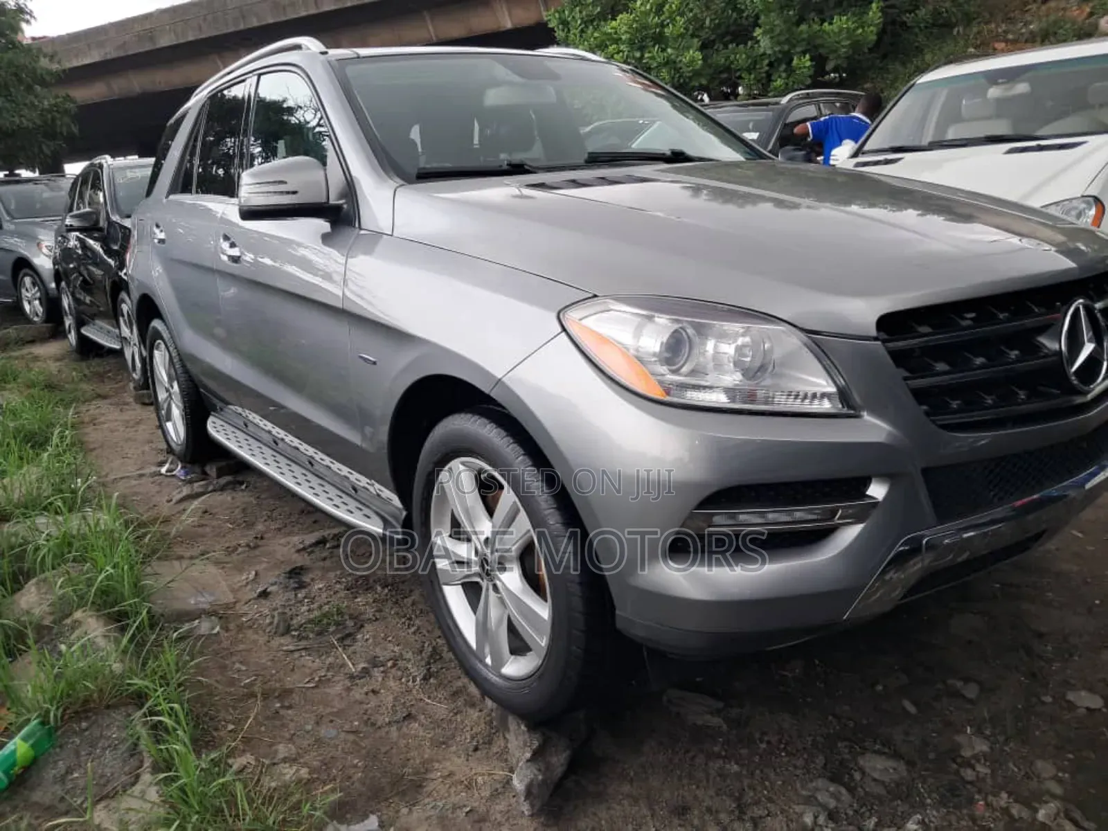 Mercedes-Benz M Class ML350 4MATIC 4dr SUV AWD (3.5L 6cyl 7A) 2015 Gray
