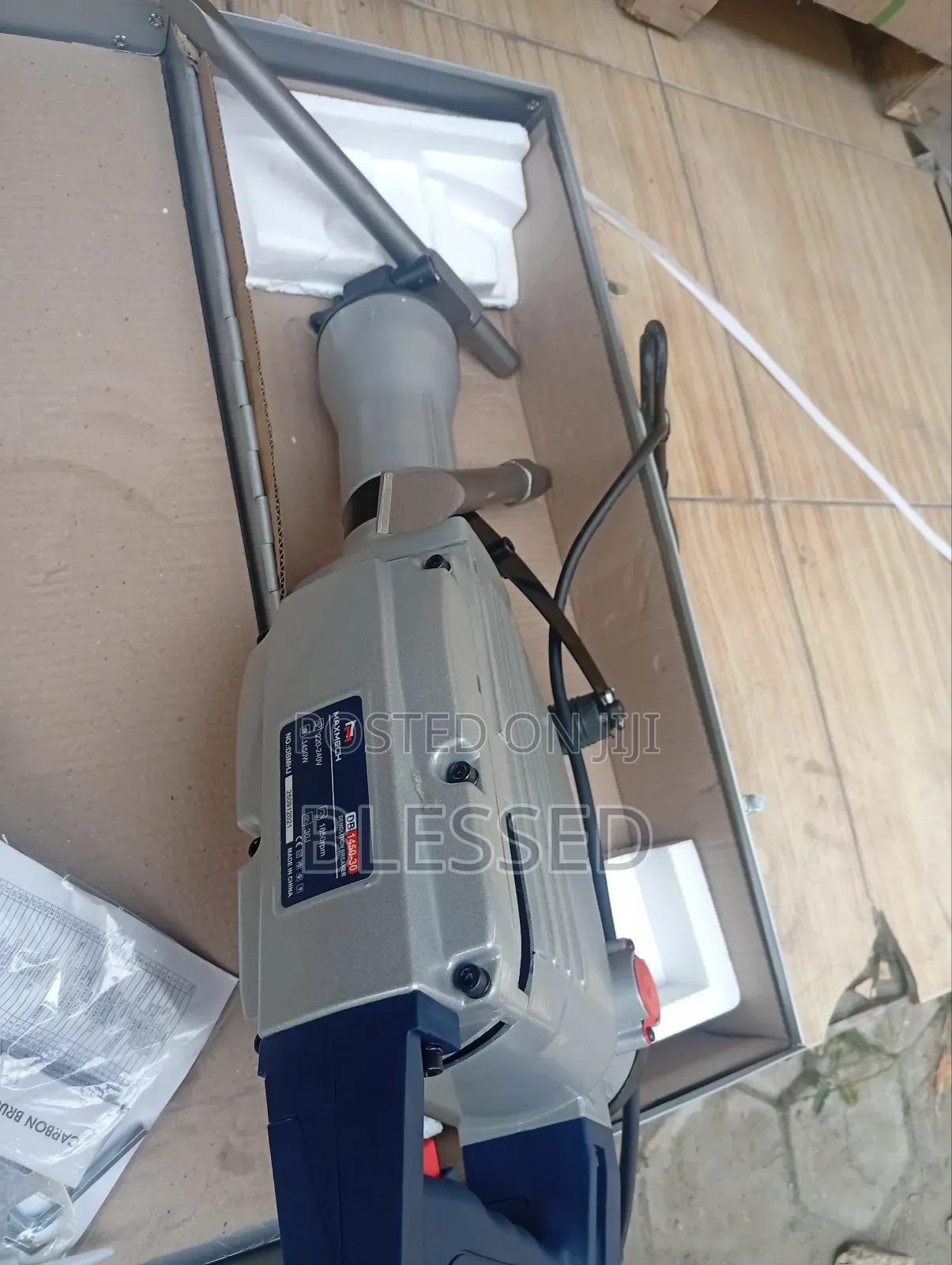 Jackhammer/ Demolition Breaker 145w Maxmech