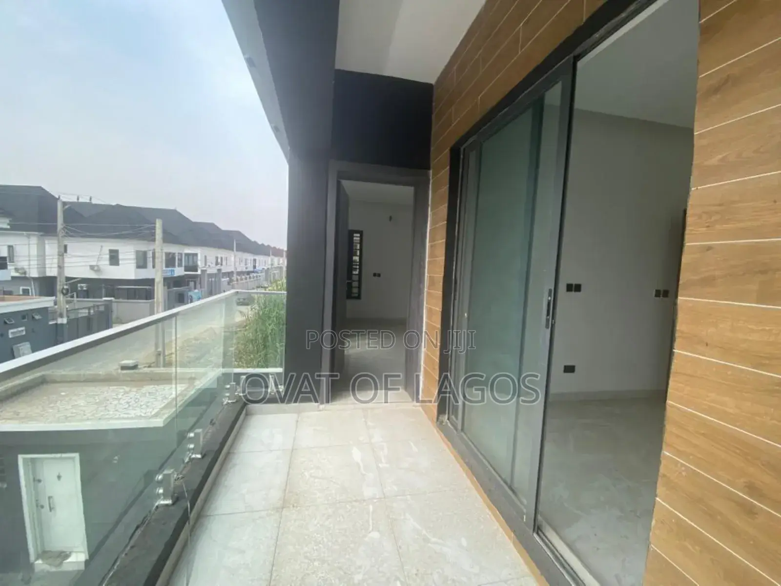 5bdrm Duplex in Harris Drive, VGC / Ajah for sale