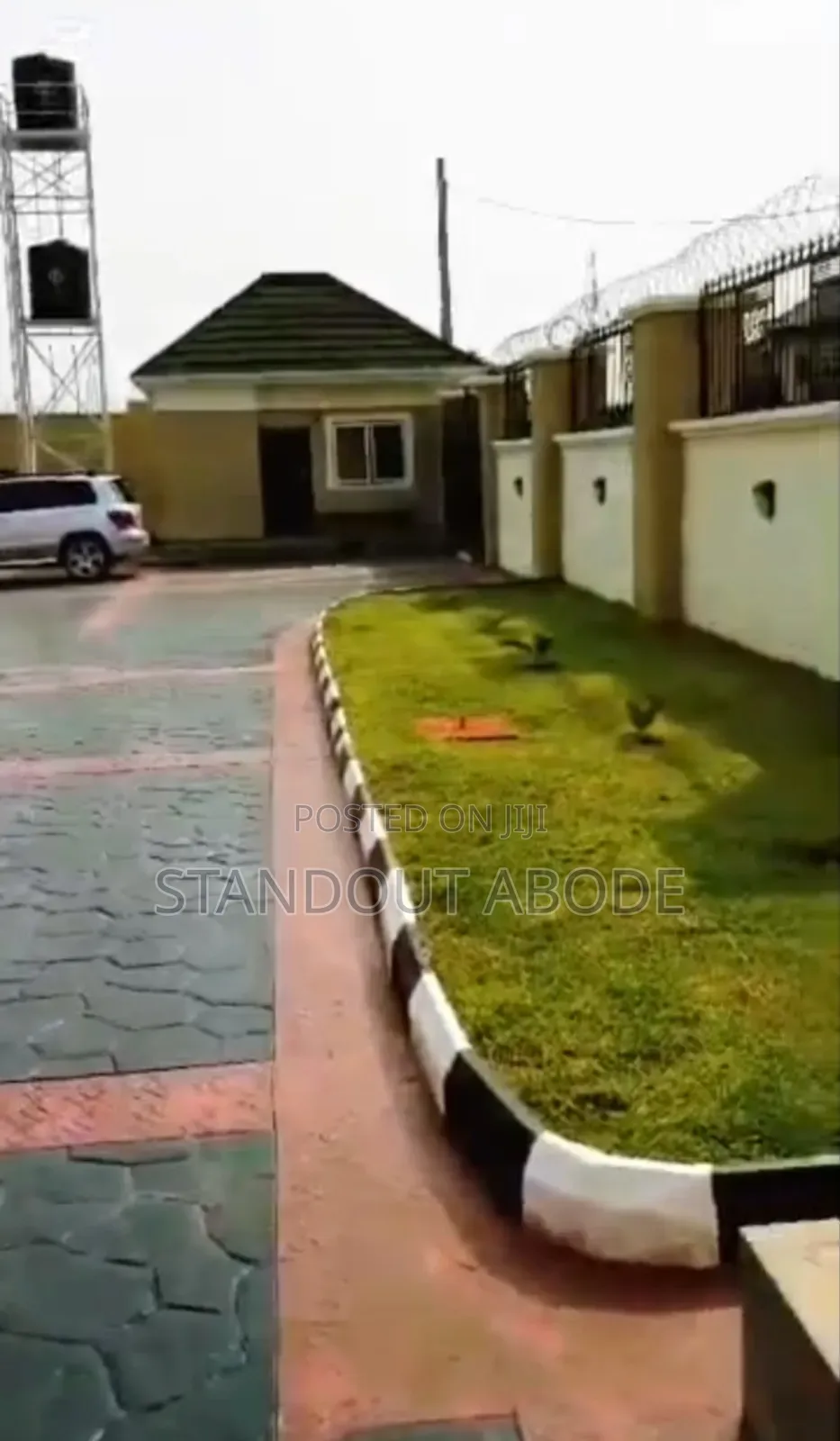 4bdrm Bungalow in Unilag Estate, GRA Phase 1 for sale