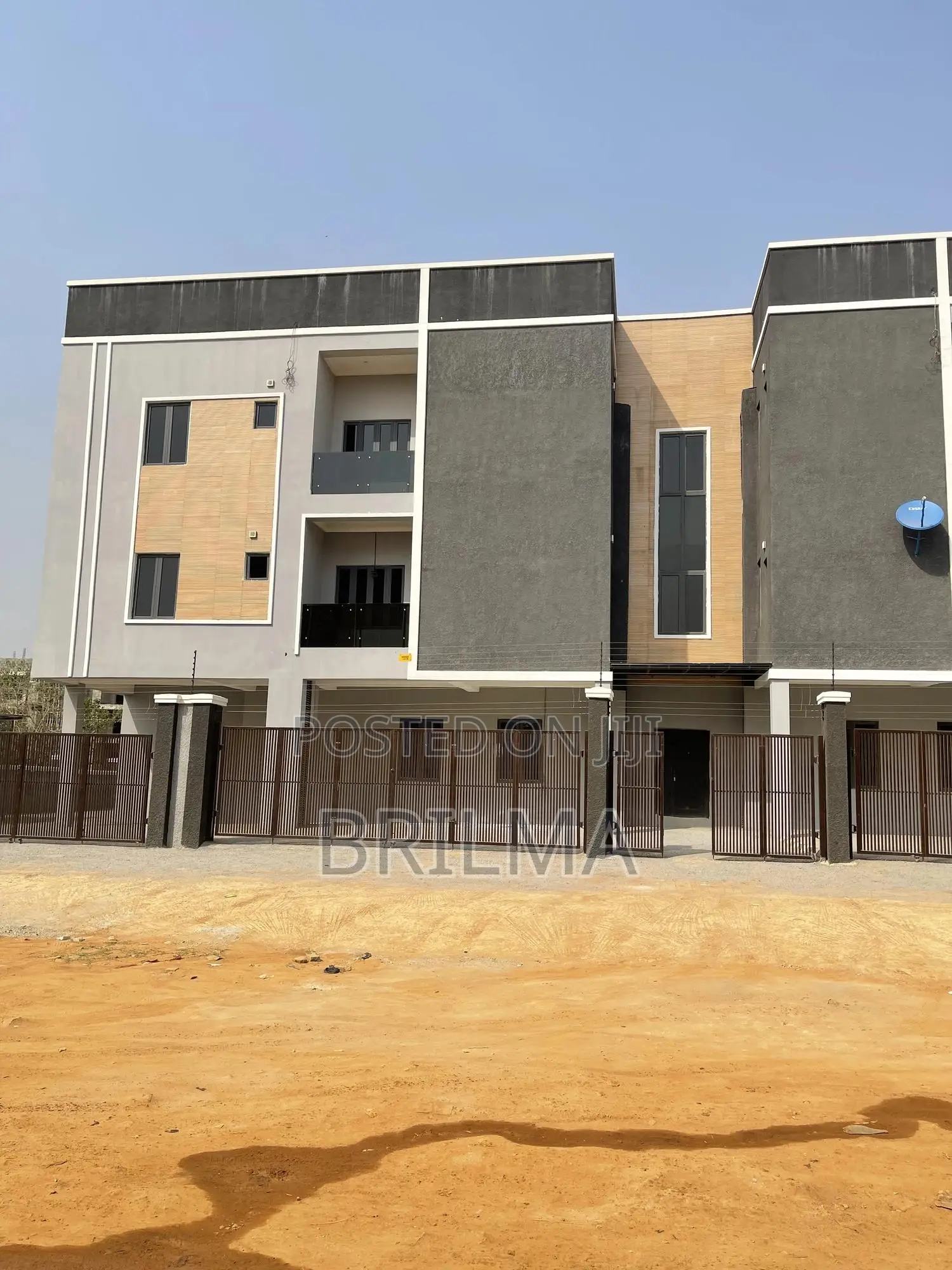 3bdrm Block of Flats in Jahi for sale