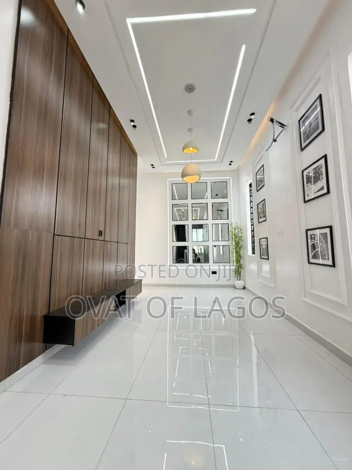 5bdrm Duplex in Ikota Villa for sale