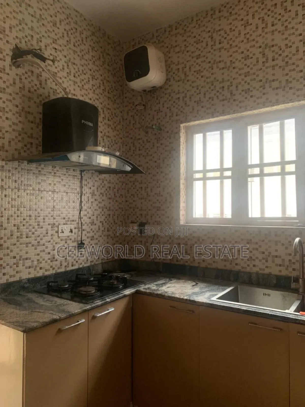 3bdrm Bungalow in Carlton Gate Estate, Akobo for sale