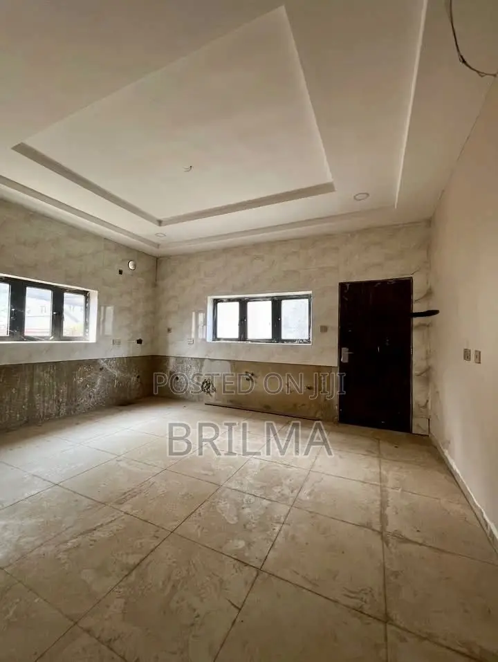 4bdrm Duplex in Durumi for sale