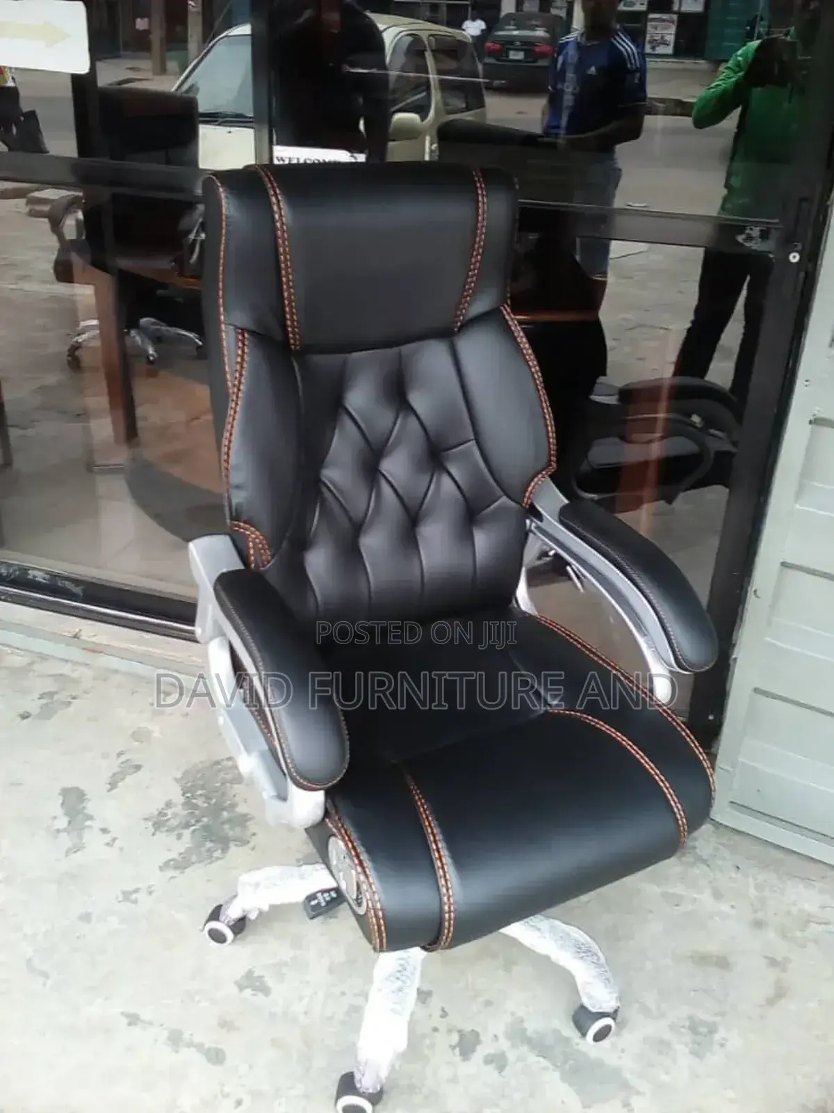 Recliner Boss Chair (101)
