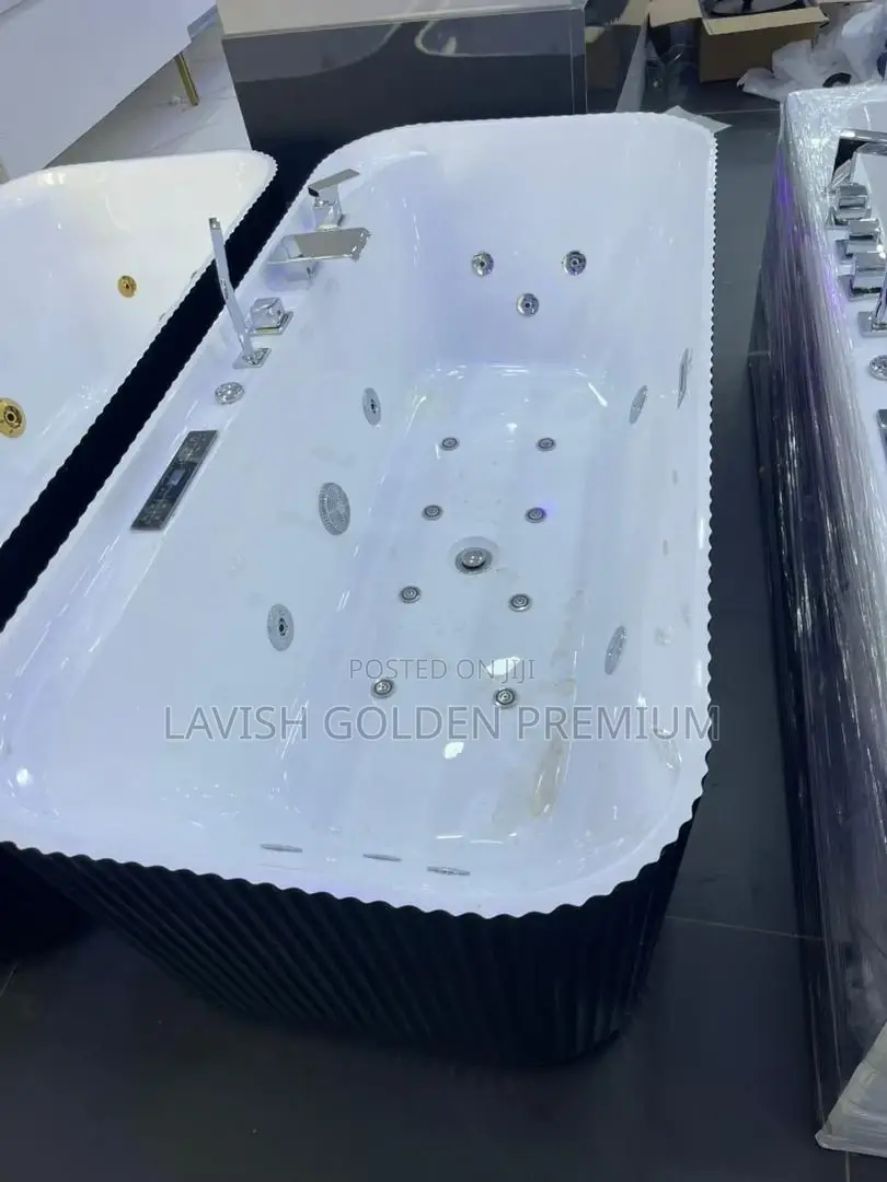 Executive Freestanding Single Jacuzzi Set With Massage and Bluetooth