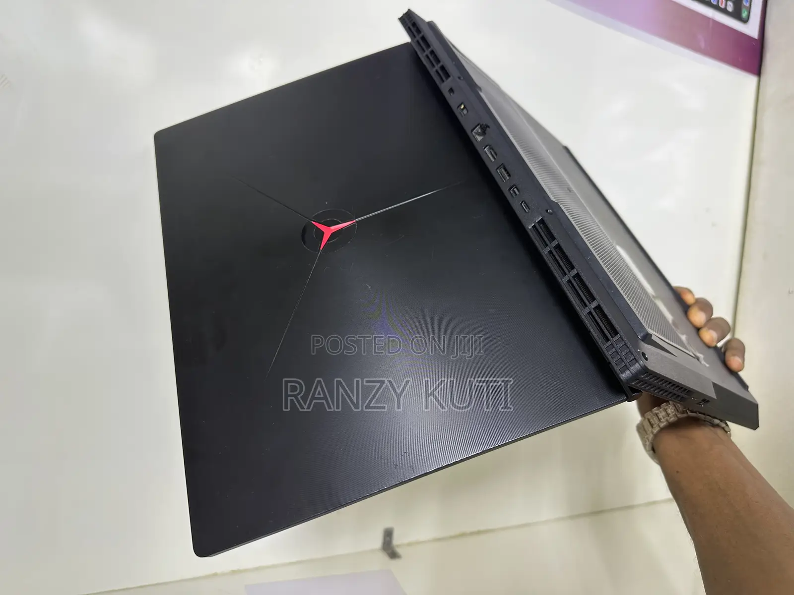 Lenovo Legion Y7000P IRX9 Gaming Laptop 16GB Intel Core I5 SSD 512GB