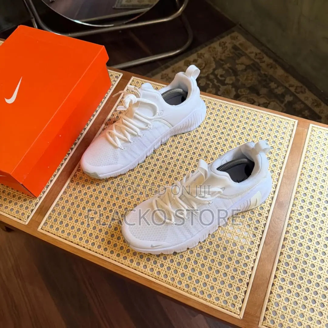 Original Nike Free Metcon 6 Sneakers