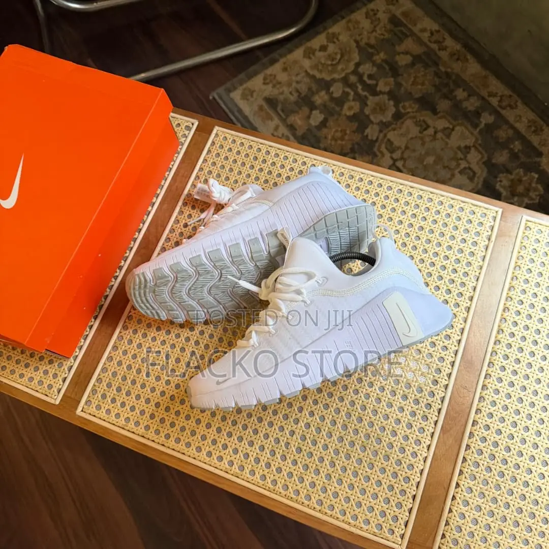 Original Nike Free Metcon 6 Sneakers
