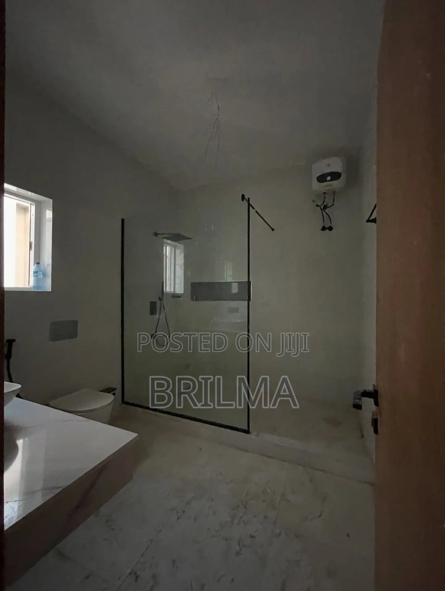 6bdrm House in Jahi for sale