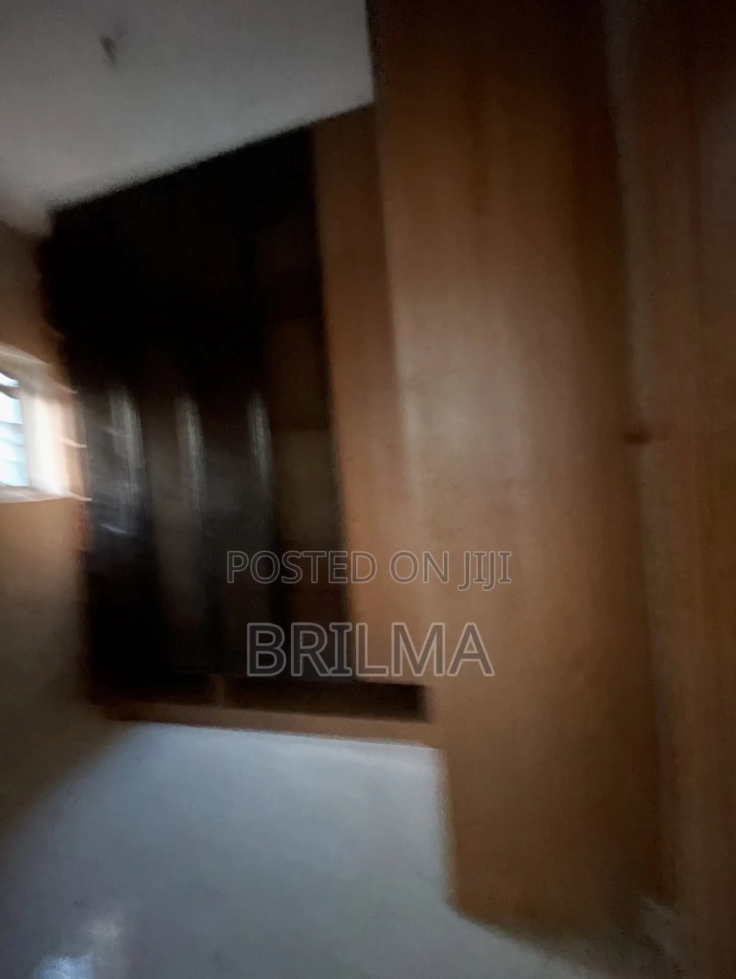 6bdrm House in Jahi for sale