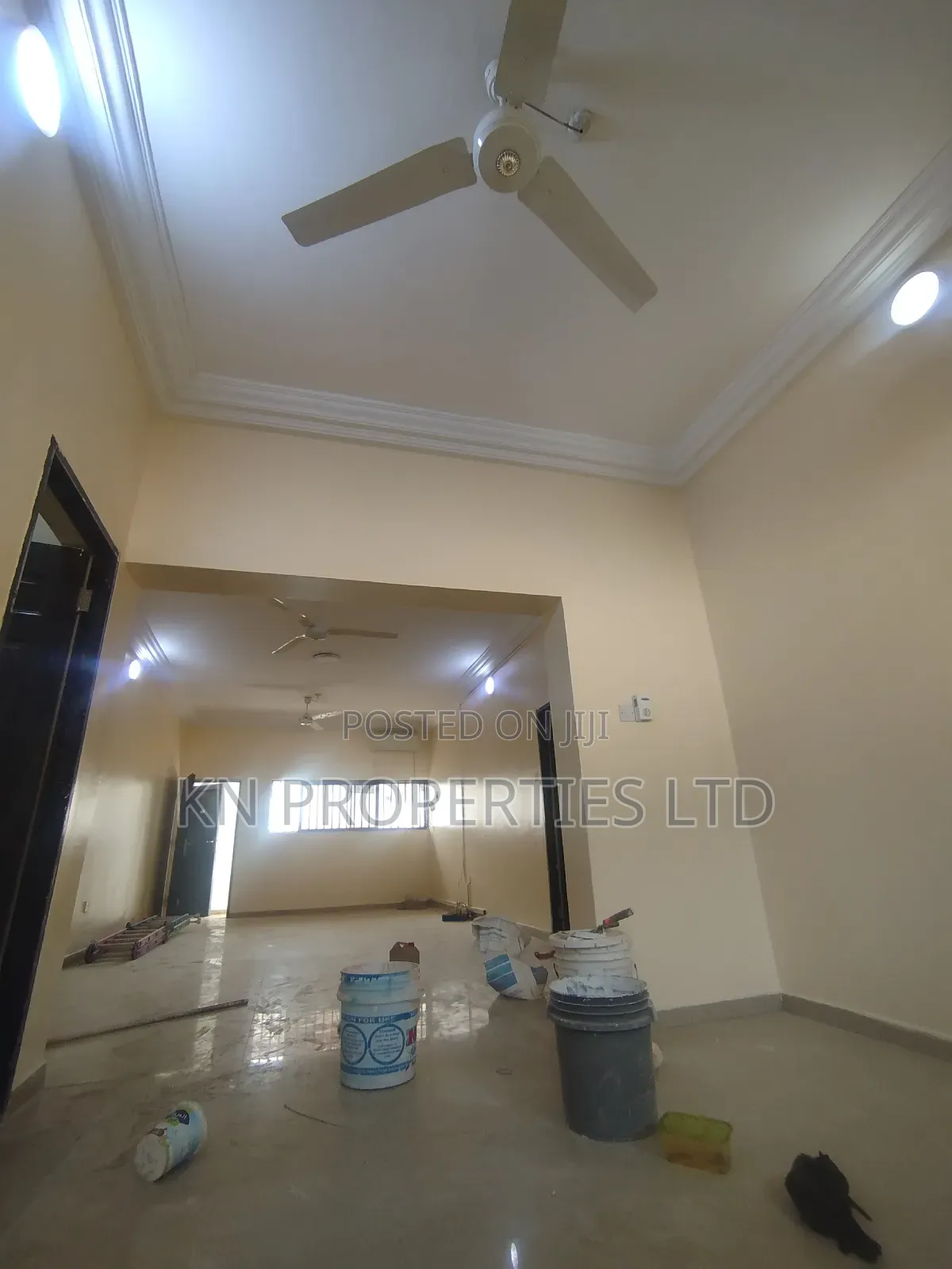 3bdrm Apartment in Wuse 2 for rent