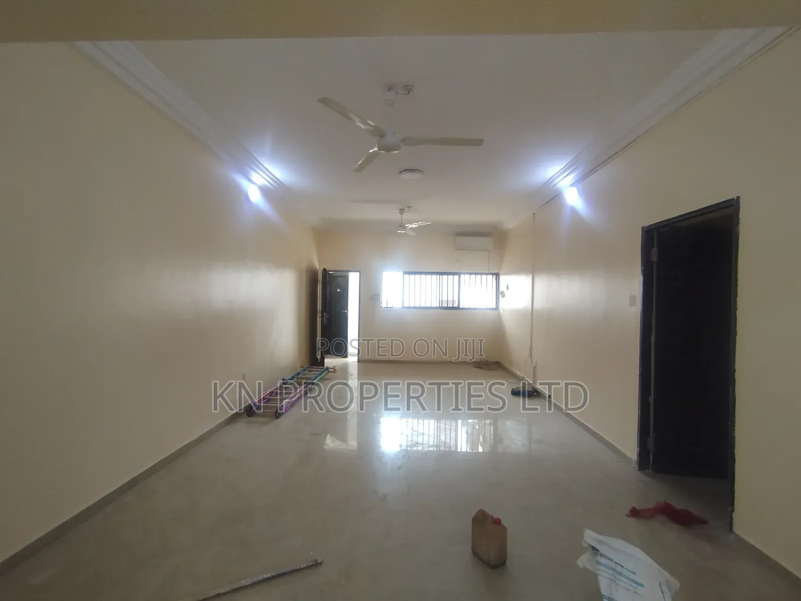 3bdrm Apartment in Wuse 2 for rent