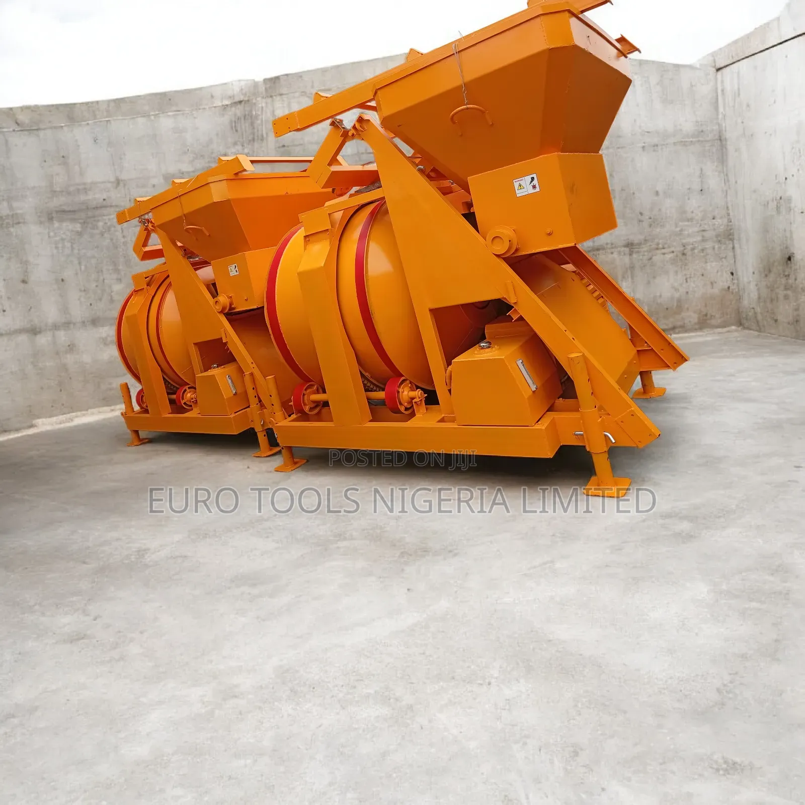 Self Loading Concrete Mixer 750litres