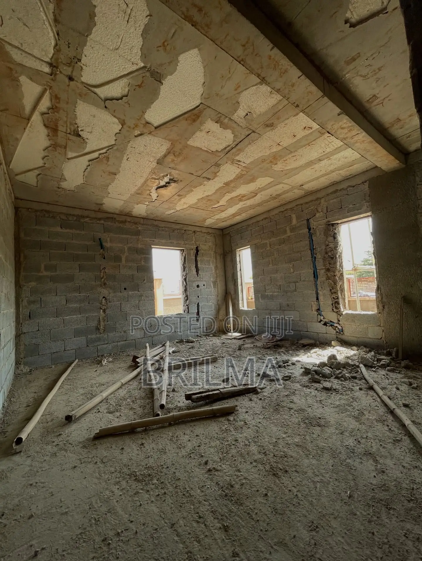 3bdrm Block of Flats in Mabushi for sale