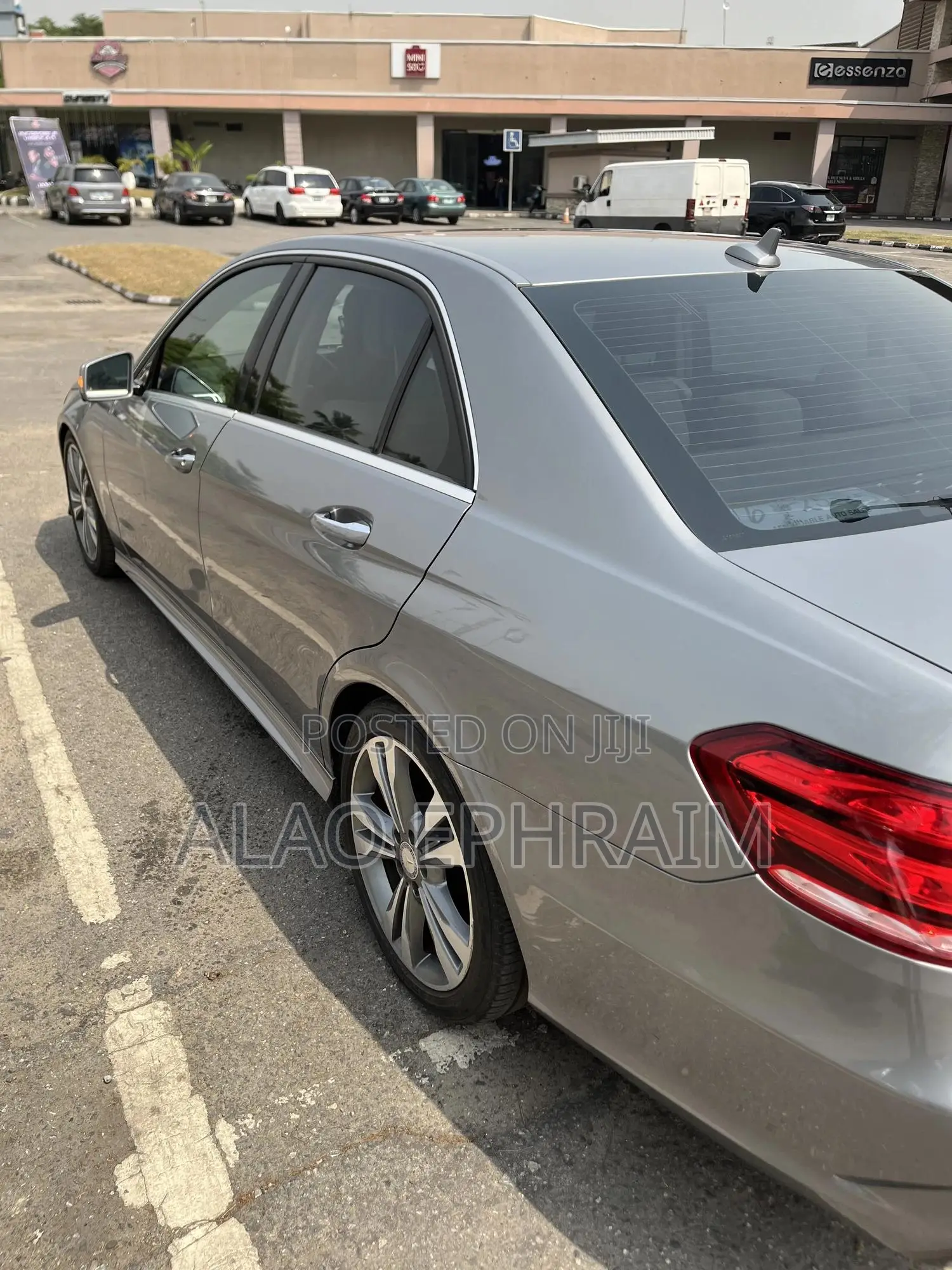Mercedes-Benz E350 Base 4Matic Sedan AWD (3.5L 6cyl 7A) 2014 Silver