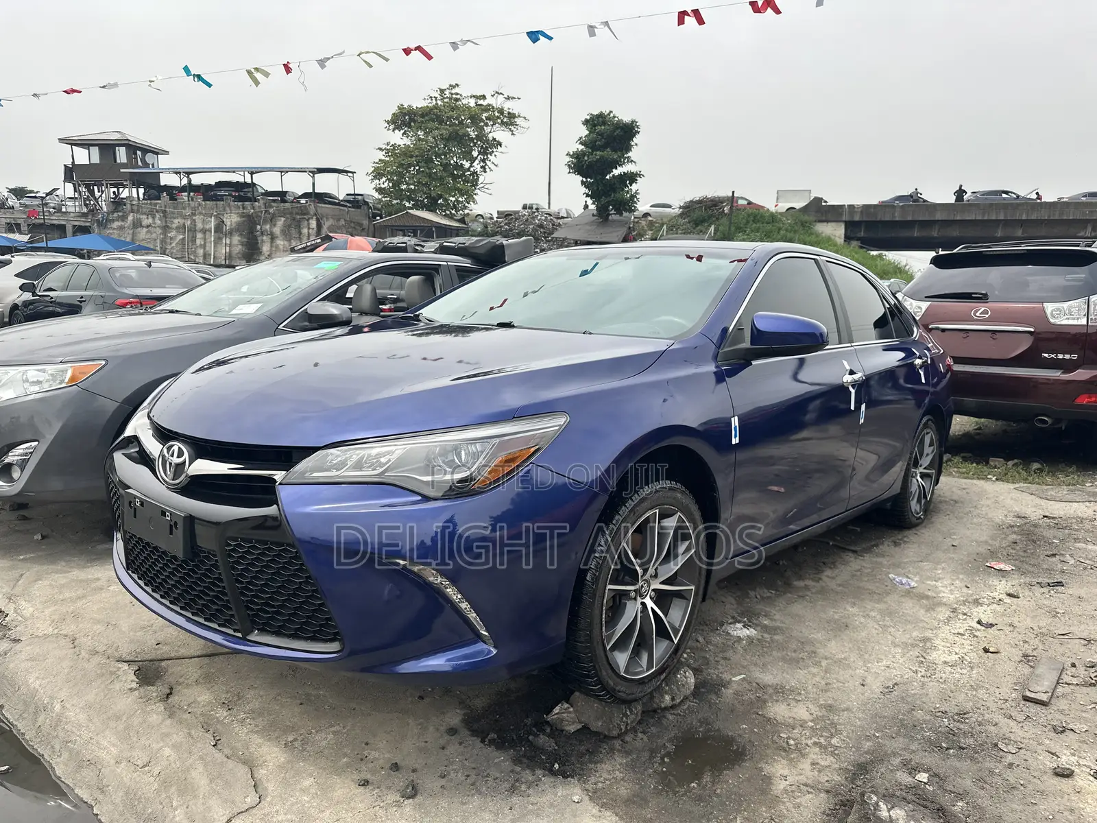 Toyota Camry XSE 4dr Sedan (3.5L 6cyl 6A) 2015 Blue