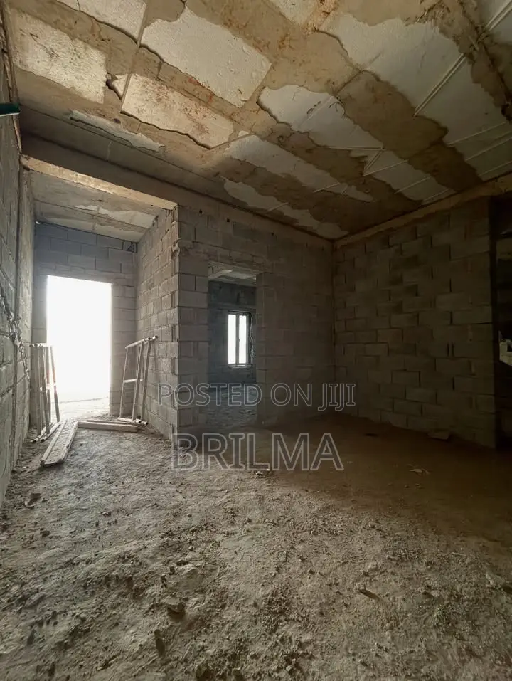 4bdrm Duplex in Mabushi for sale