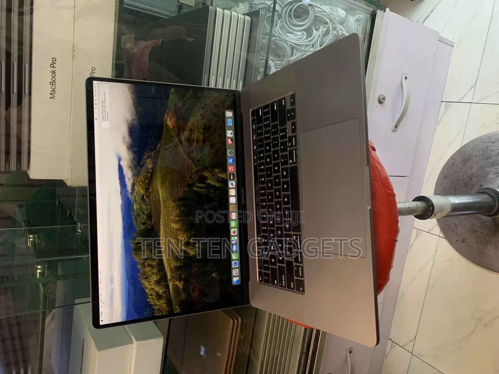 Laptop Apple MacBook Pro 2019 64GB Intel Core i9 SSD 1T