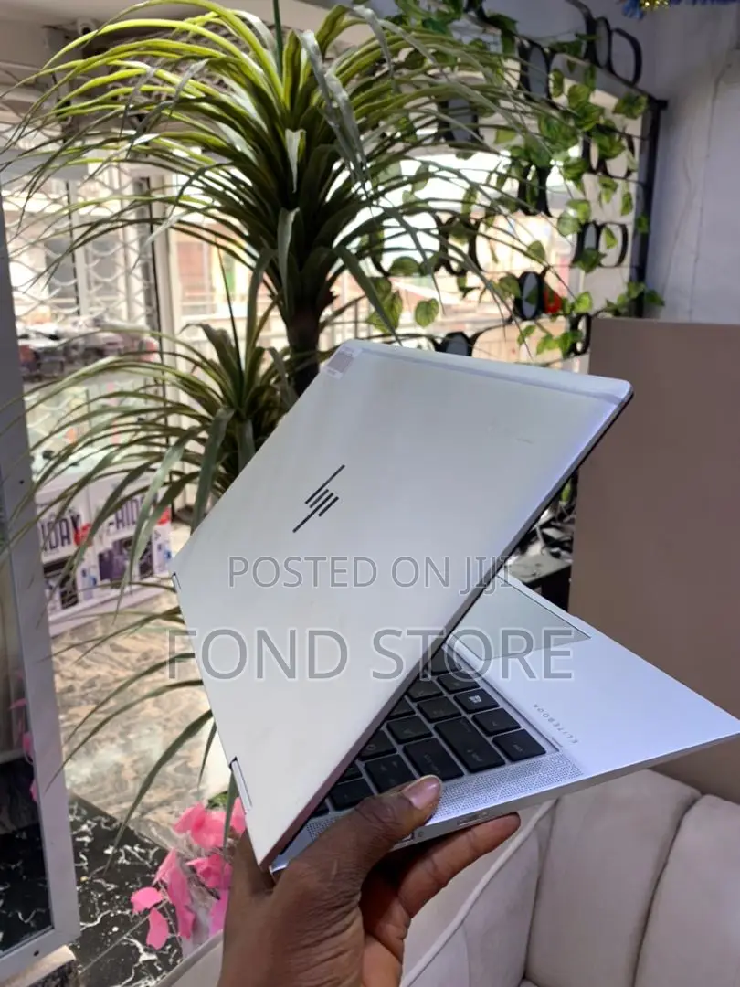 New Laptop HP 8GB Intel Core I5 SSD 256GB