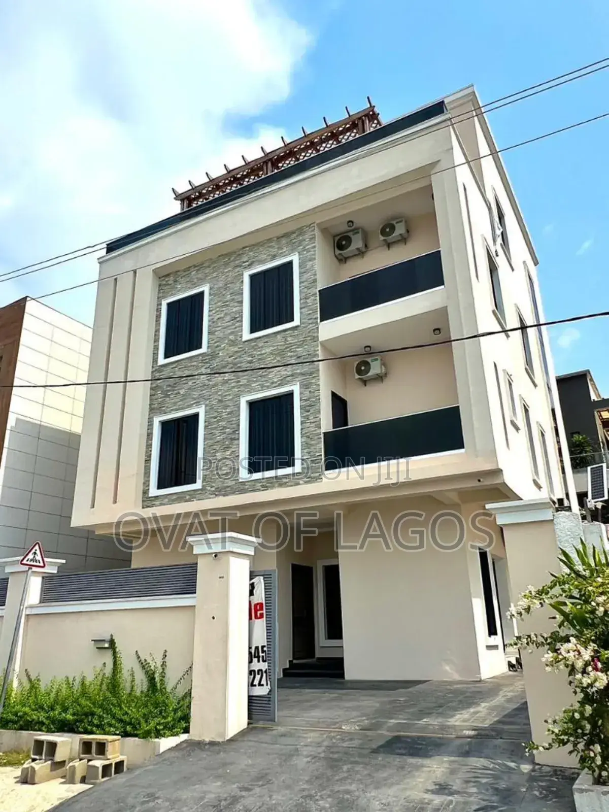 6bdrm Duplex in Lekki Phase 1 for sale