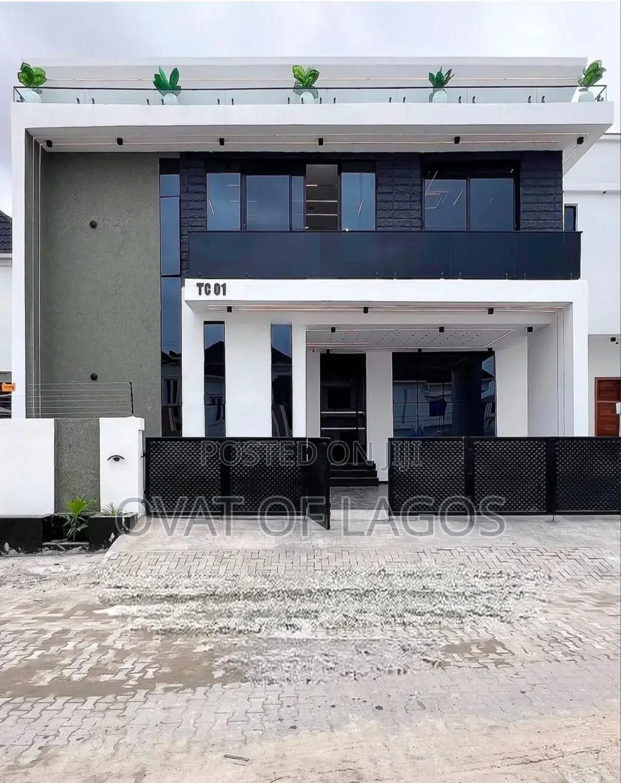 5bdrm Duplex in Ajah, Lekki for sale