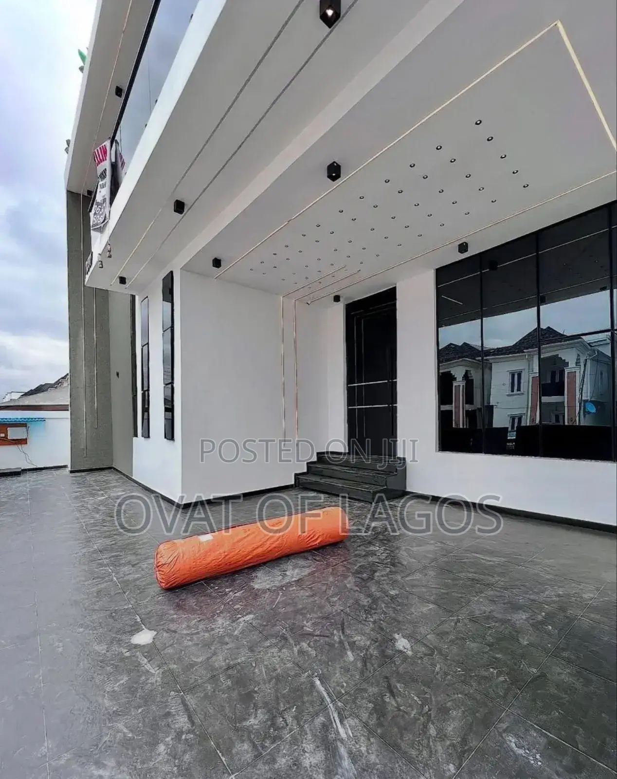 5bdrm Duplex in Ajah, Lekki for sale