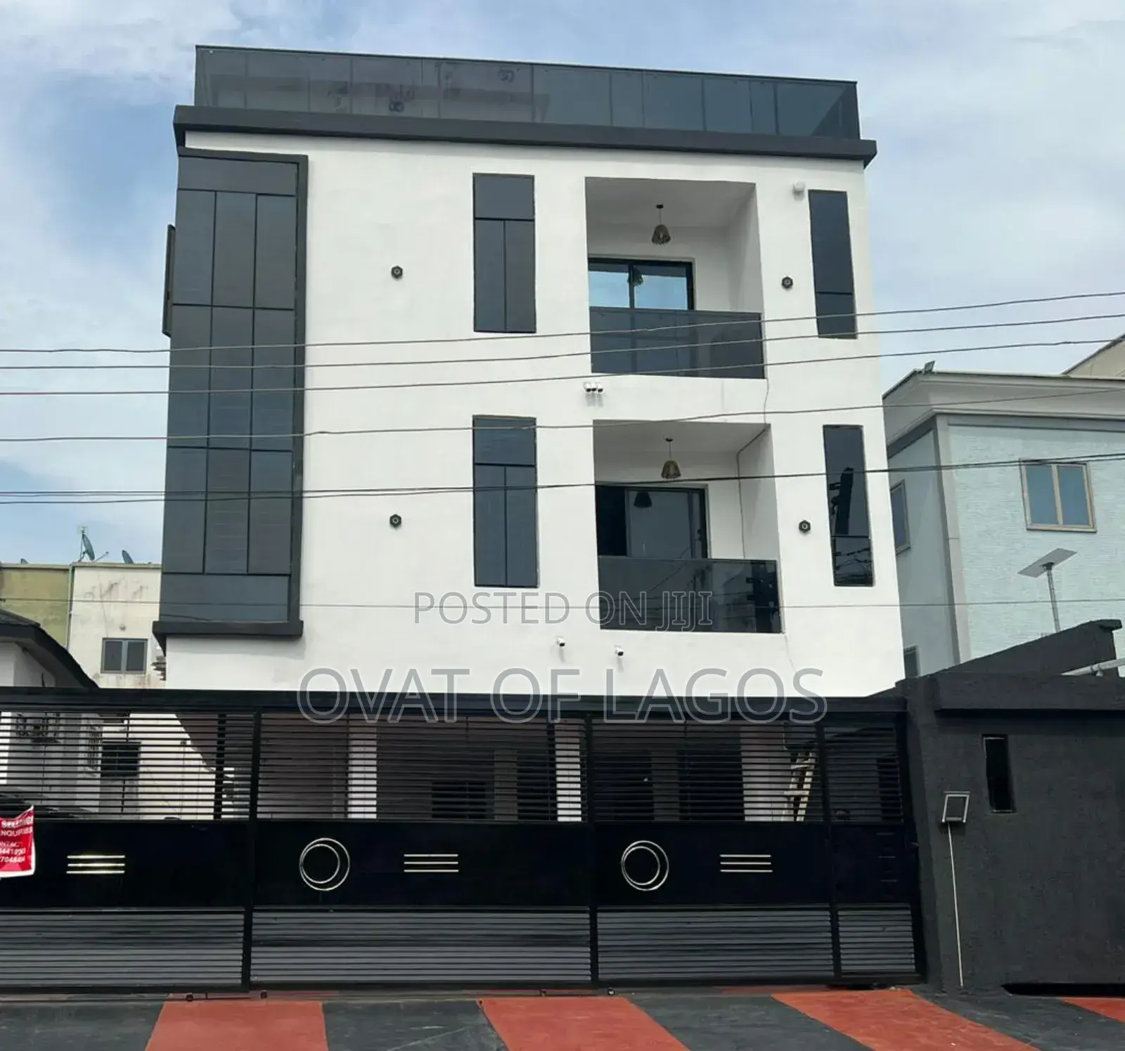 2bdrm Apartment in Lekki Phase 1 for sale