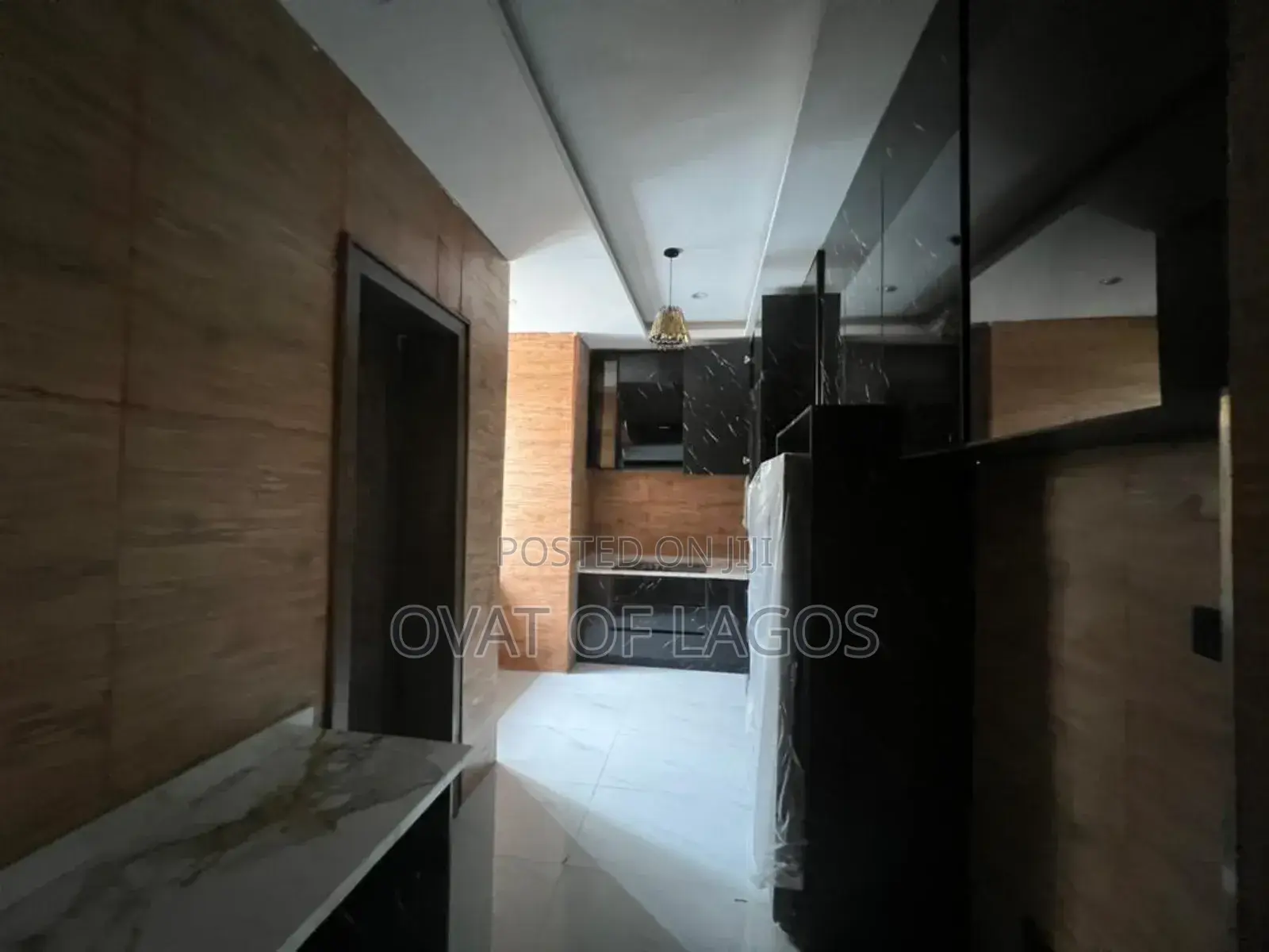 2bdrm Apartment in Lekki Phase 1 for sale