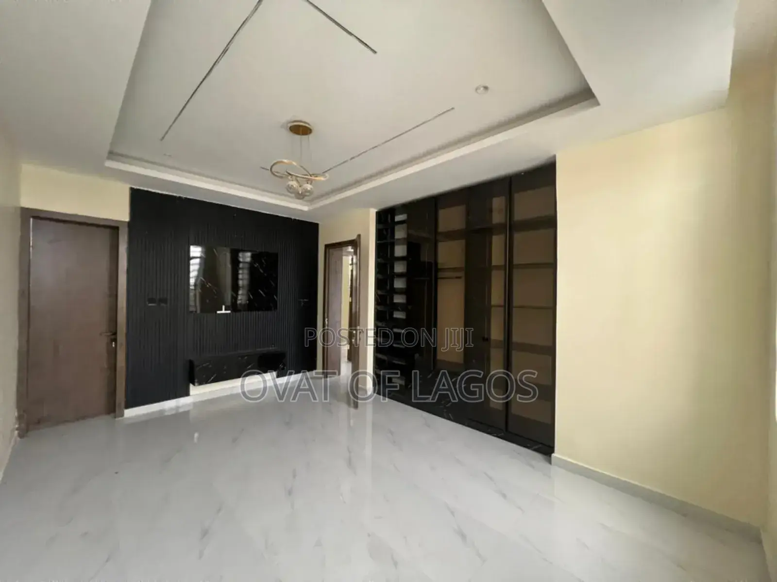 2bdrm Apartment in Lekki Phase 1 for sale