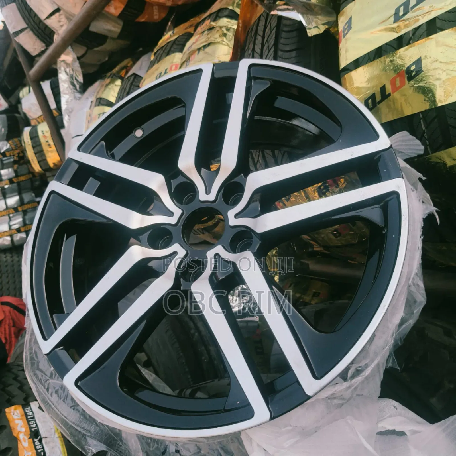 Classic Rims and Tyres for Your Car’S Look and Performance