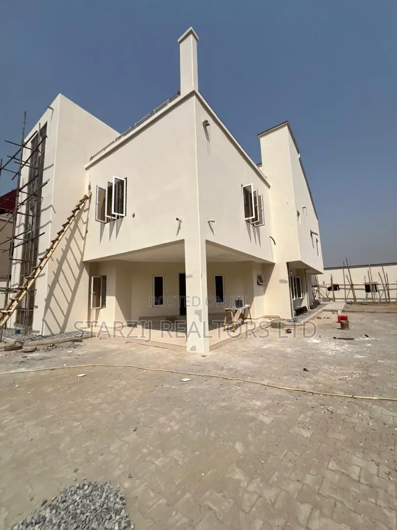 5bdrm Duplex in Wuye for sale