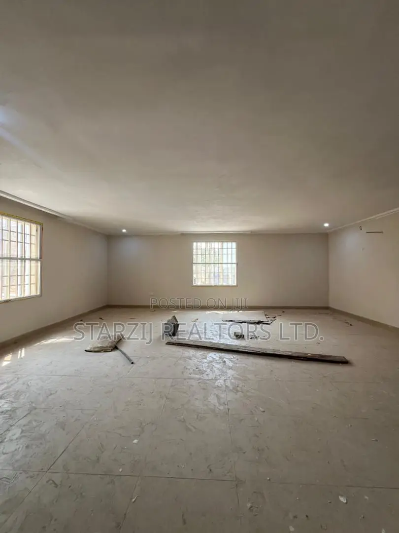 5bdrm Duplex in Wuye for sale